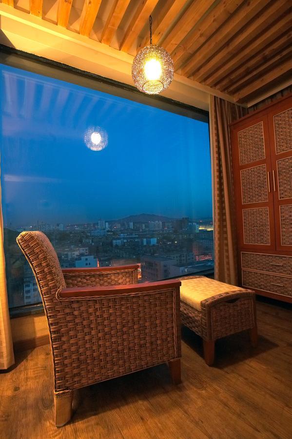 Hotel Xinjiang Yema International Clubhouse Urumtschi Exterior foto